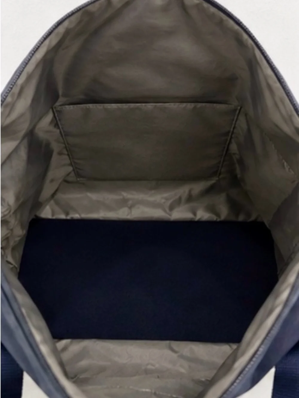Lo & Sons Catalina Deluxe Large Navy Weekender Travel Duffel Bag 49L